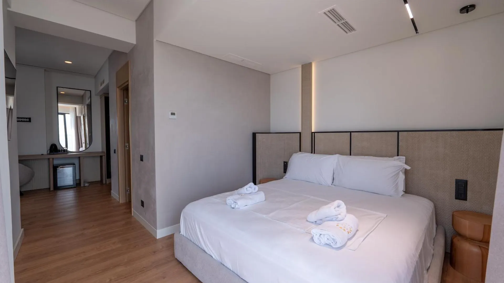 Grand Hotel Saranda Albania